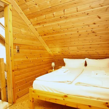 Uriges Ferienhaus, Ruhige Lage Dicht Am Strand, Kamin - Ferienhaus Ostseeperle * Baabe